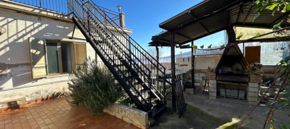 5-salle Maison à San Valentino in Abruzzo Citeriore, Italy No. 217655 14