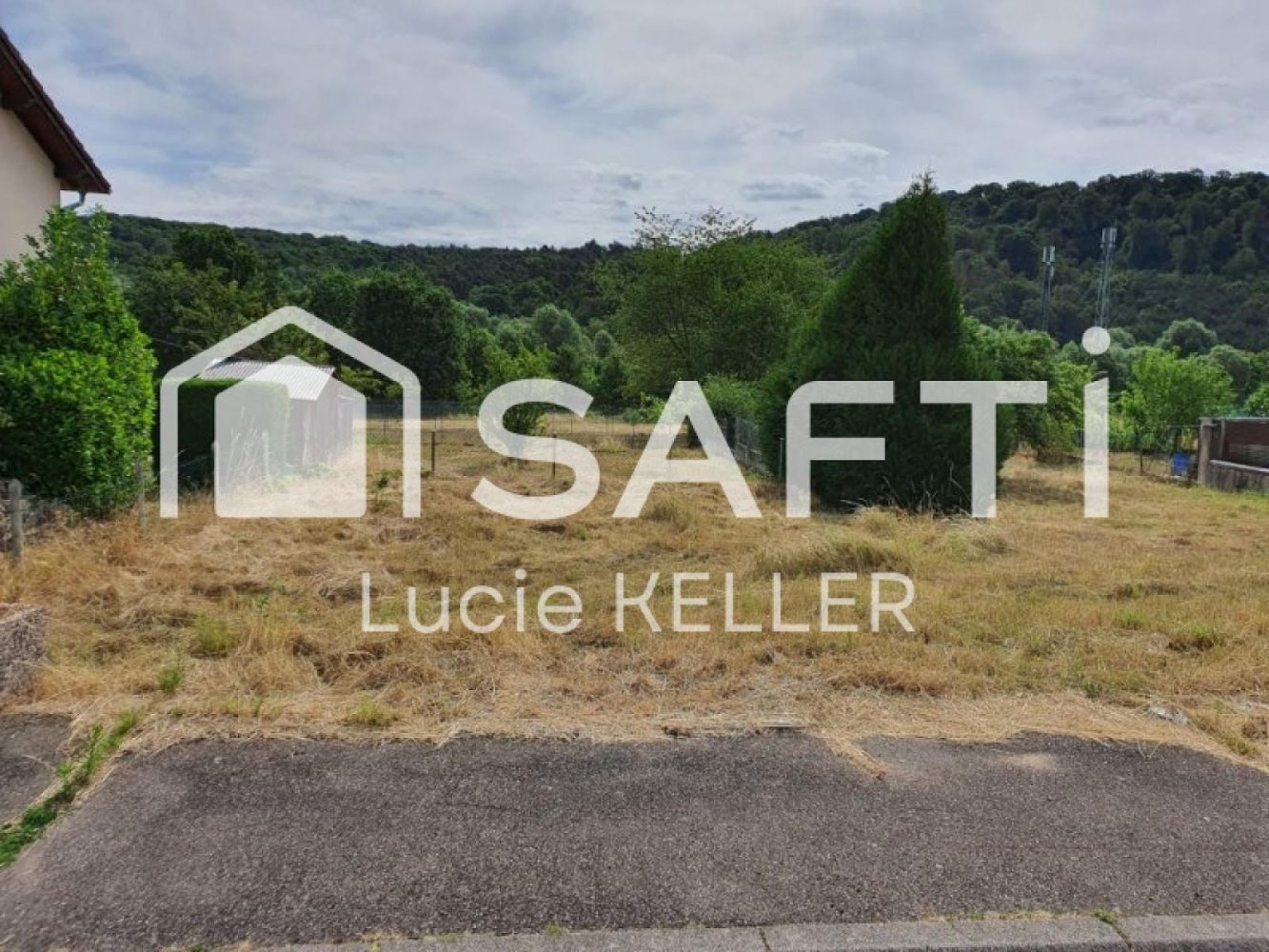  قطعة أرض في Rosbruck, France 765متر مربع رقم 210147