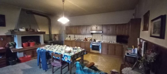 Edificio en Desenzano del Garda, Italy 250 m² No. 96067 7