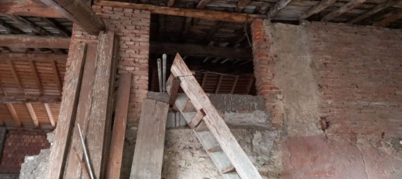 Edificio en Desenzano del Garda, Italy 250 m² No. 96067 33