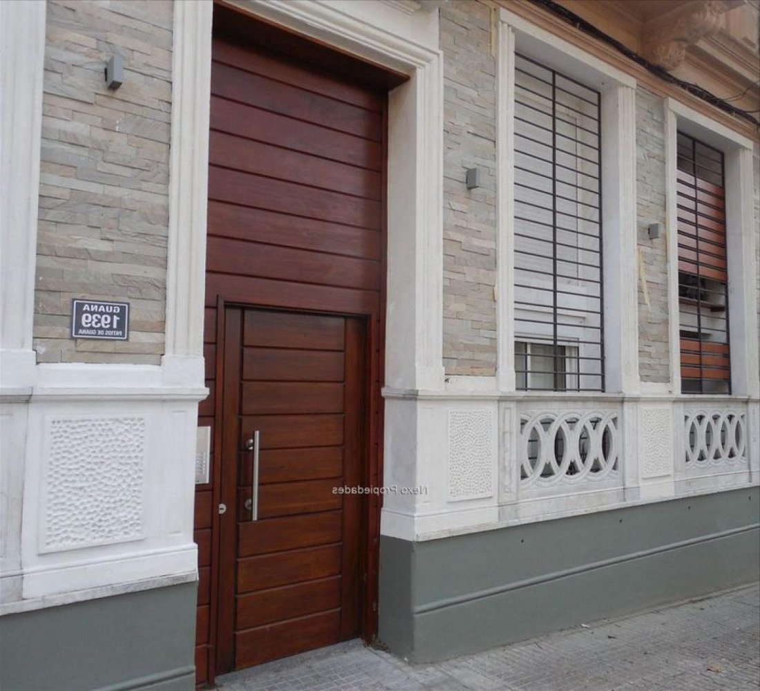 Studio in Montevideo, Uruguay No. 6672