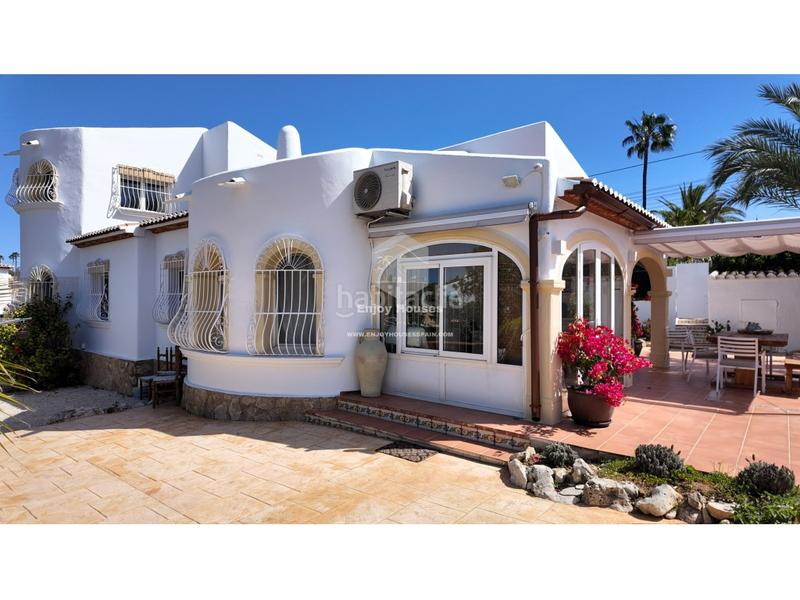 Дом с 4 спальнями в Аликанте, Испания № 220557