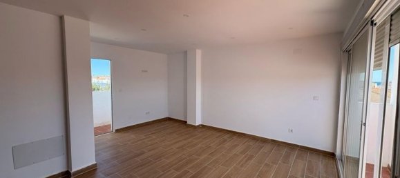 2 Schlafzimmer Penthouse in Alicante, Spain, Nr. 190293 13