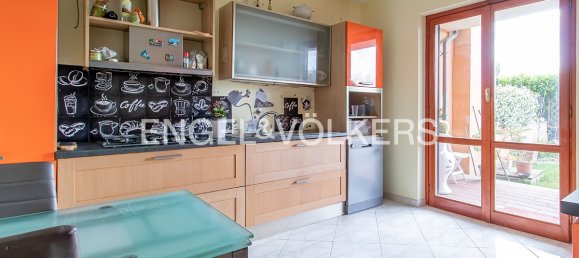 3 chambres Villa à Guidonia Montecelio, Italy No. 132729 2