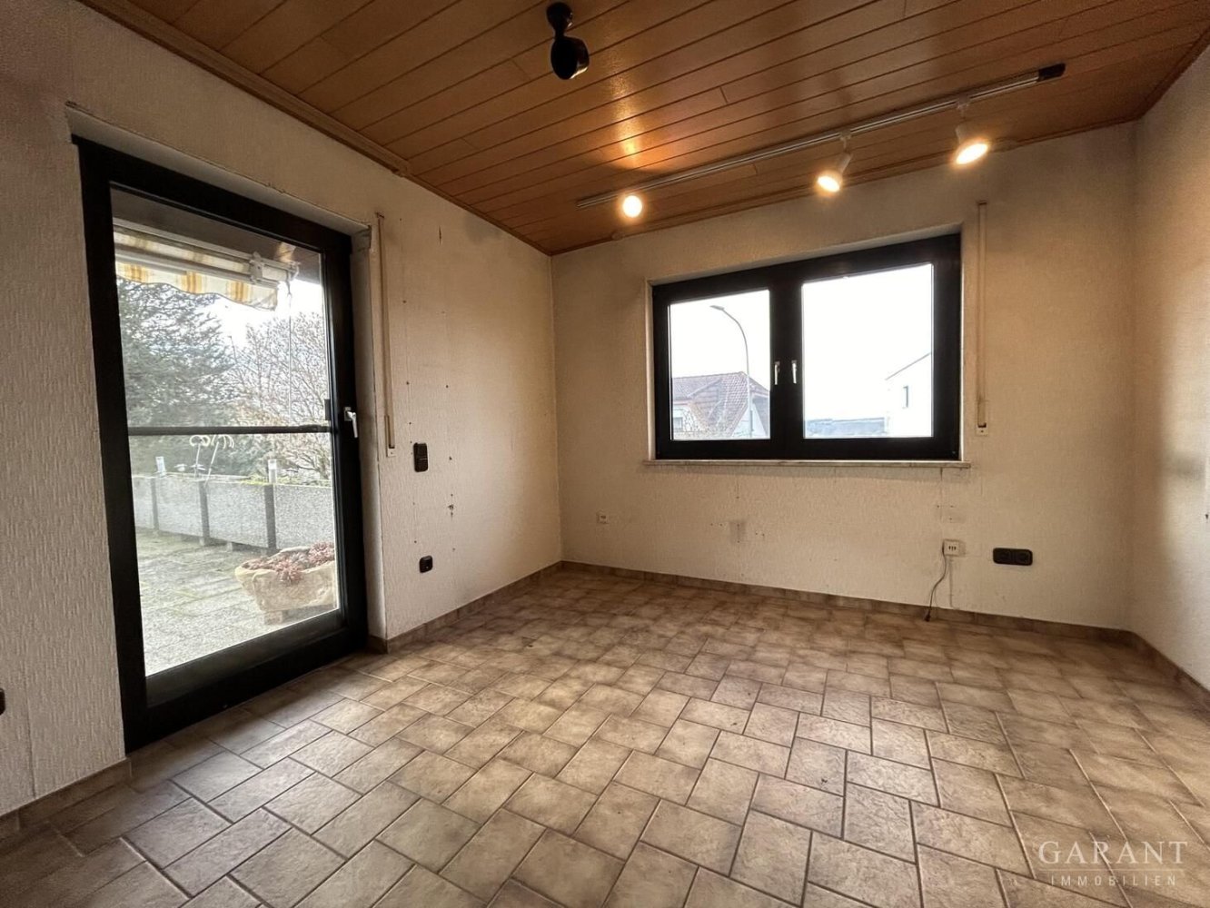 Casa de 5 divisões em Neckar-Odenwald-Kreis, Germany N.º 5240