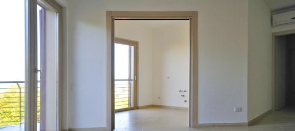 Gebäude in Marino, Italy 70m², Nr. 29625 22