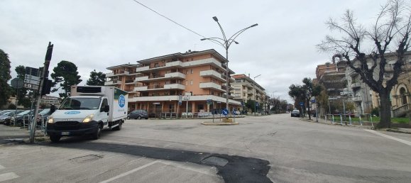 374m² Commercial property in Lanciano, Italy No. 129434 23