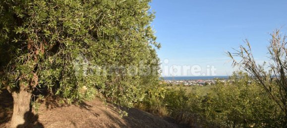 Дом с 6 спальнями в Сан Бенедетто дель Тронто, Италия № 155050 7