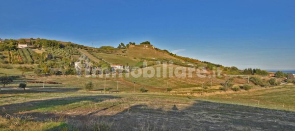 Дом с 6 спальнями в Сан Бенедетто дель Тронто, Италия № 155050 9