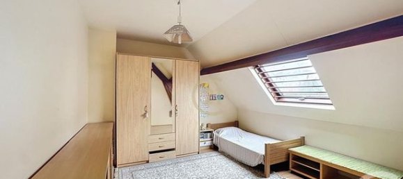 Casa de 4 dormitorios en Bobigny, France No. 309215 9