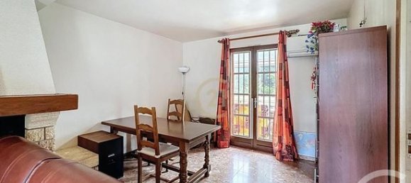 Casa de 4 dormitorios en Bobigny, France No. 309215 4