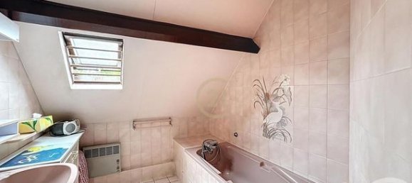 Casa de 4 dormitorios en Bobigny, France No. 309215 11