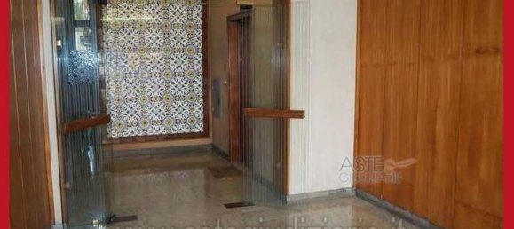 5 bedrooms Apartment in Rome, Italy No. 330800 31