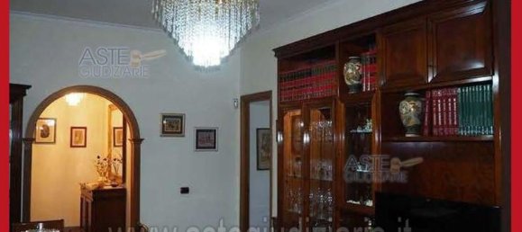 5 bedrooms Apartment in Rome, Italy No. 330800 20