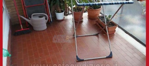 5 bedrooms Apartment in Rome, Italy No. 330800 8