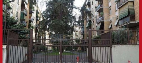 5 bedrooms Apartment in Rome, Italy No. 330800 28