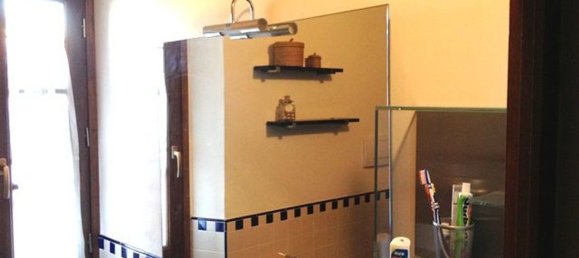 11 rooms Apartment in Prato, Italy No. 104656 13