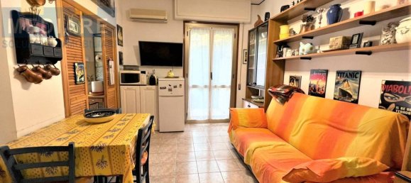 Квартира с 2 комнатами в Финале Лигуре, Италия № 149793 8