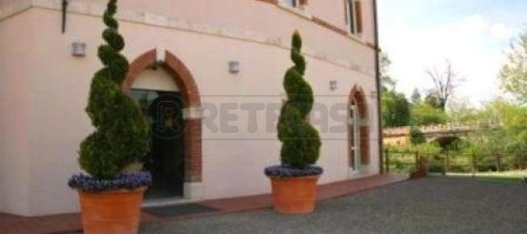 1100m² Hotel in Poggibonsi, Italy No. 327055 4