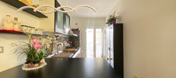 3-salle Appartement à Bari, Italy No. 276625 13