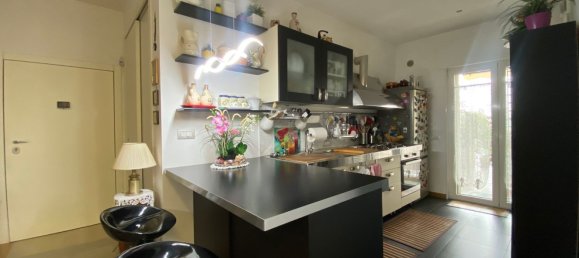 3-salle Appartement à Bari, Italy No. 276625 9