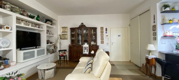 3-salle Appartement à Bari, Italy No. 276625 5