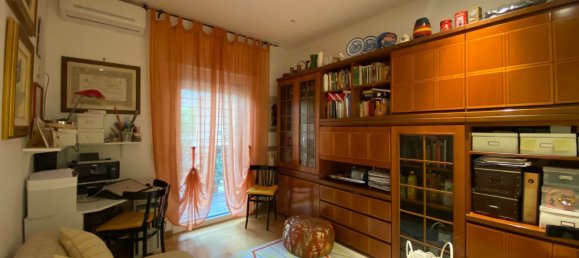 3-salle Appartement à Bari, Italy No. 276625 17