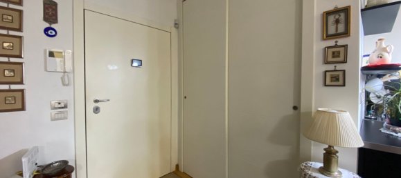 3-salle Appartement à Bari, Italy No. 276625 7