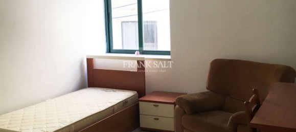 3 bedrooms Apartment in Sliema, Malta No. 9212 13