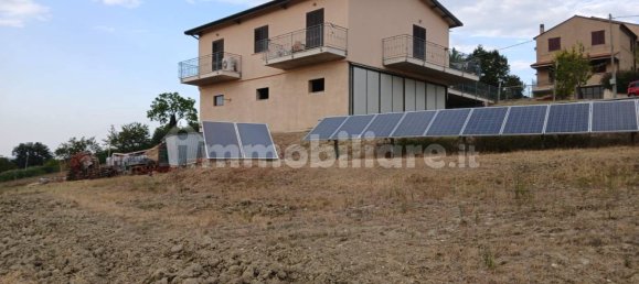 3 Schlafzimmer Villa in Macerata, Italy, Nr. 177795 2