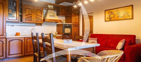 Studio à Pienza, Italy No. 1587 11