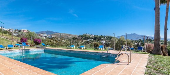 2 bedrooms Apartment in Estepona, Spain No. 137931 6