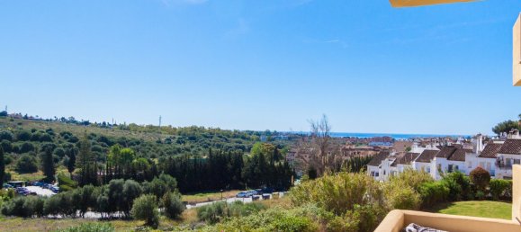 2 bedrooms Apartment in Estepona, Spain No. 137931 3