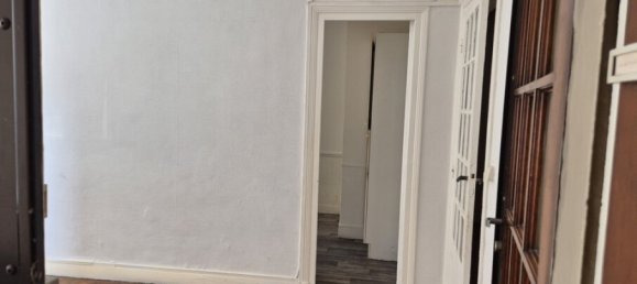 1 bedroom Apartment in Asnieres-sur-Seine, France No. 336422 3