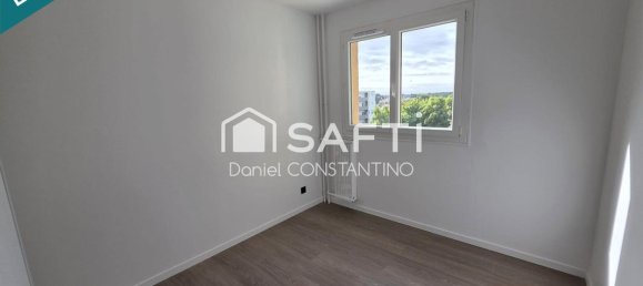 4 Schlafzimmer Wohnung in Viry-Chatillon, France, Nr. 325613 3