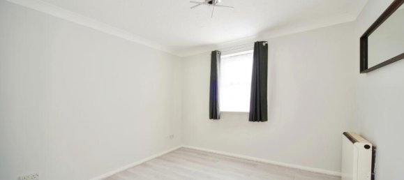 2 bedrooms Apartment in Beckton, United Kingdom No. 11465 7