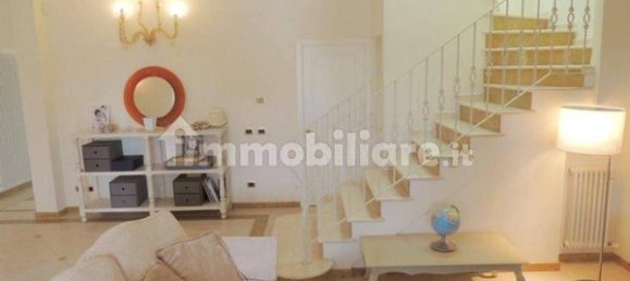 Villa de 5 divisões em Forte dei Marmi, Italy N.º 188645 7