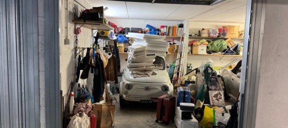 16m² Garage in Florence, Italy No. 322793 2