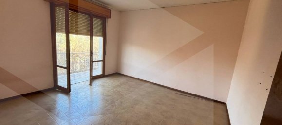 4 rooms Apartment in Fiorano Modenese, Italy No. 28672 5