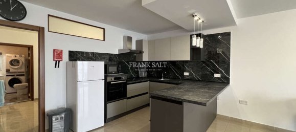 1 bedroom Apartment in Saint Julian's, Malta No. 10437 3