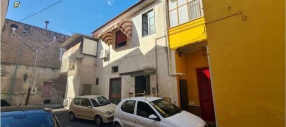 5 rooms Apartment in Saviano, Italy No. 11056 27
