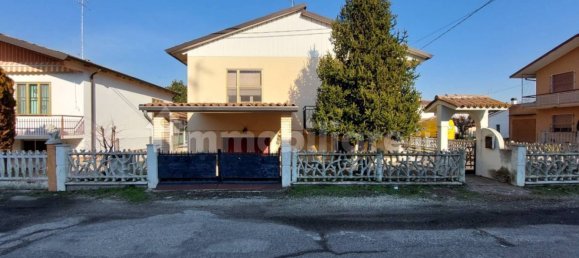 5 bedrooms Villa in Bondeno, Italy No. 118912 30