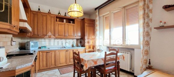 5 bedrooms Villa in Bondeno, Italy No. 118912 9