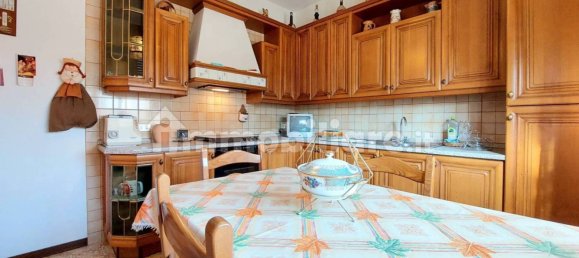 5 bedrooms Villa in Bondeno, Italy No. 118912 10