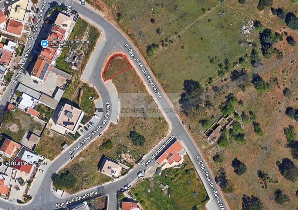 Terrain à Mexilhoeira Grande, Portugal 279m² No. 342207