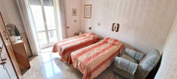 3 rooms Apartment in Rome, Italy No. 201898 35