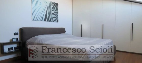 Apartamento de 2 habitaciónes en Saronno, Italy No. 334213 12