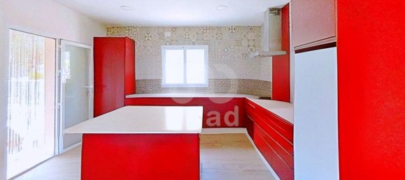 Вилла с 3 спальнями в Аликанте, Испания № 188304 4