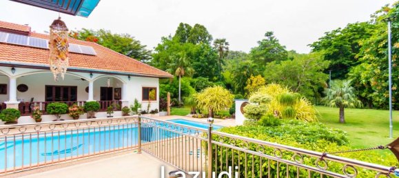 4 bedrooms Cafe / restaurant in Cha-am, Thailand No. 19945 3