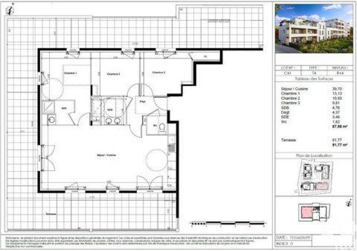 3 bedrooms Condo in Marseille, France No. 16868